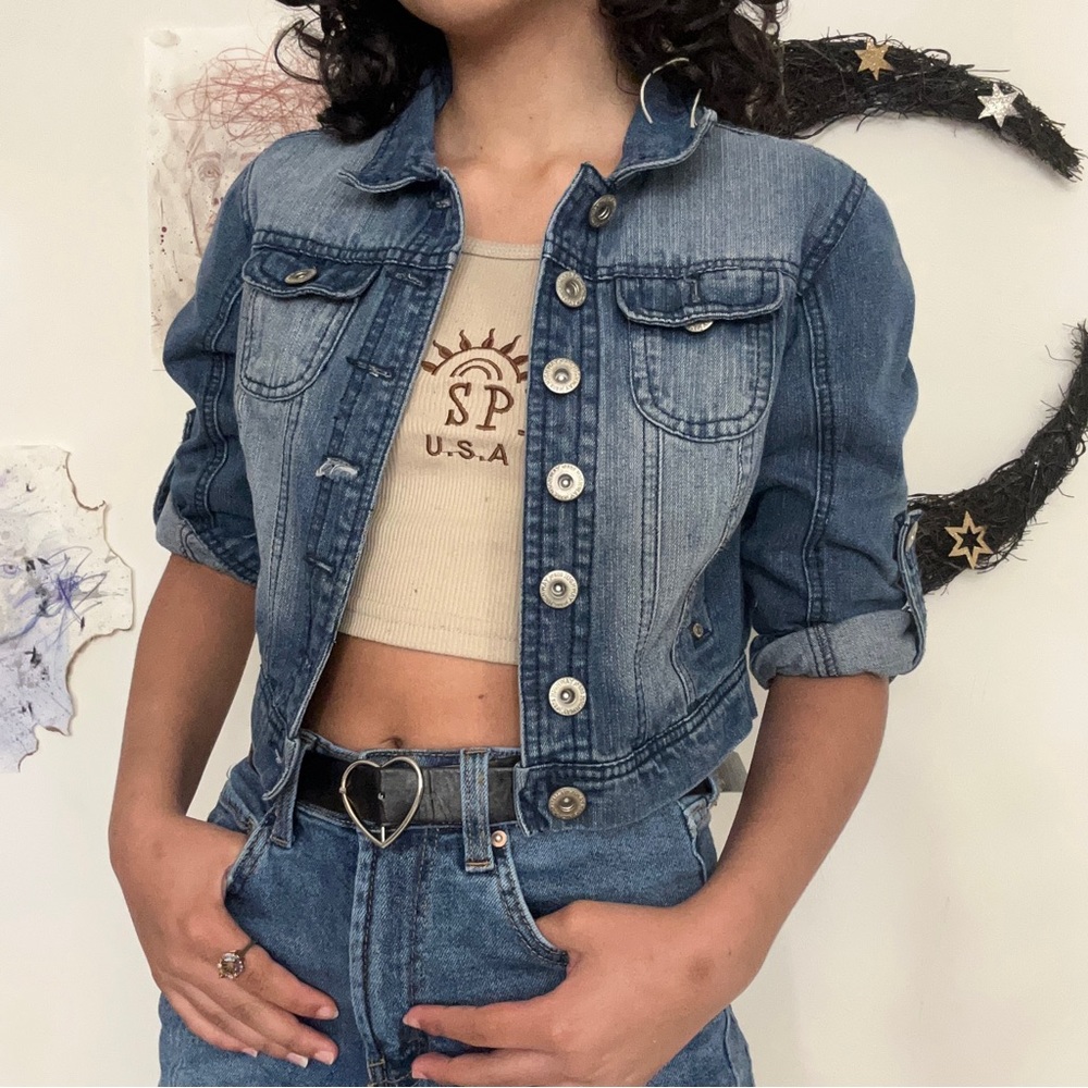 Cropped denim jacket🪐